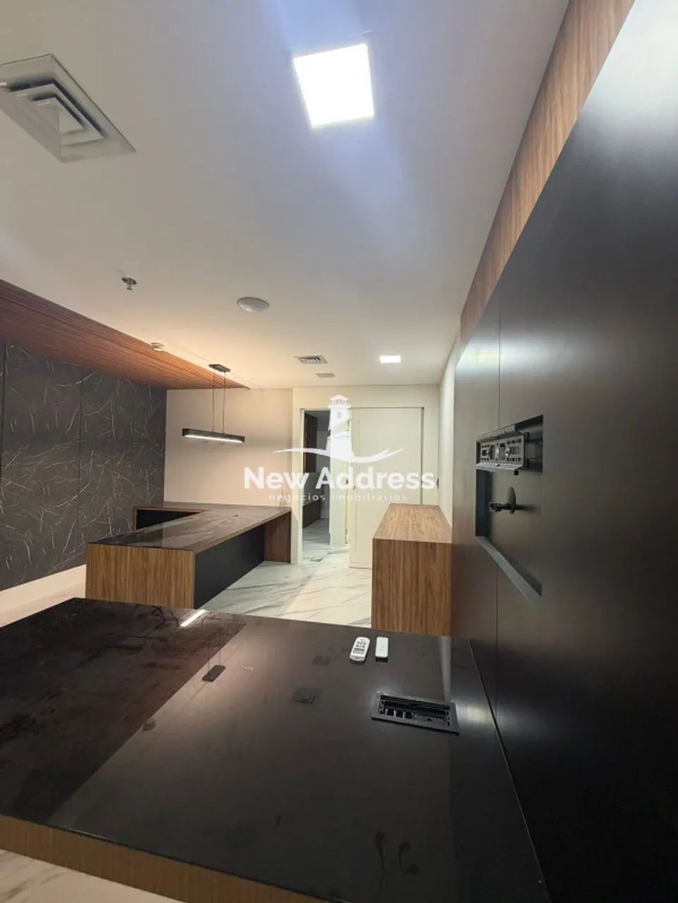Sala Comercial com 42 m² à Venda no Shopping Praia da Costa - Foto 3