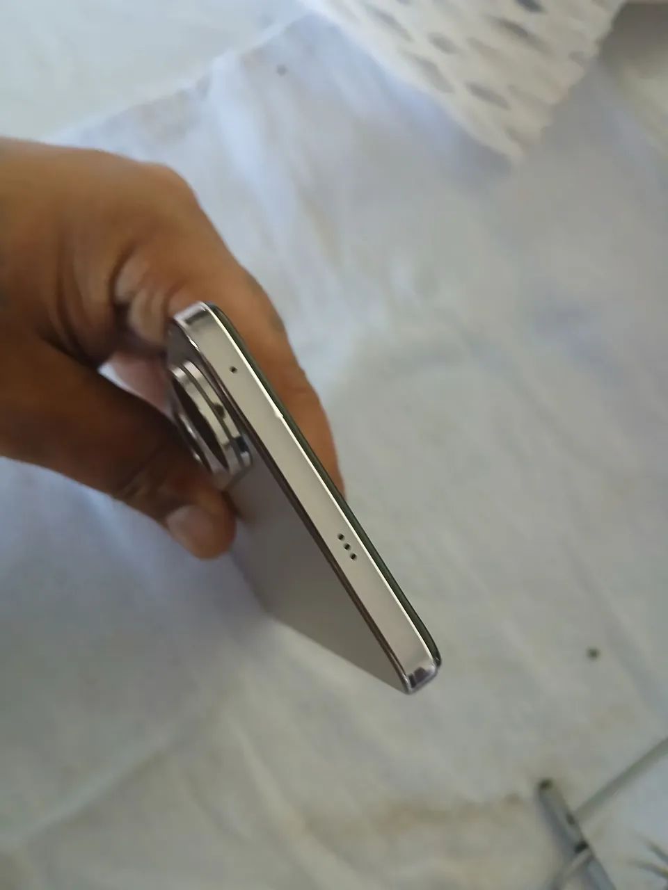 Jovi v50 lite gold novo