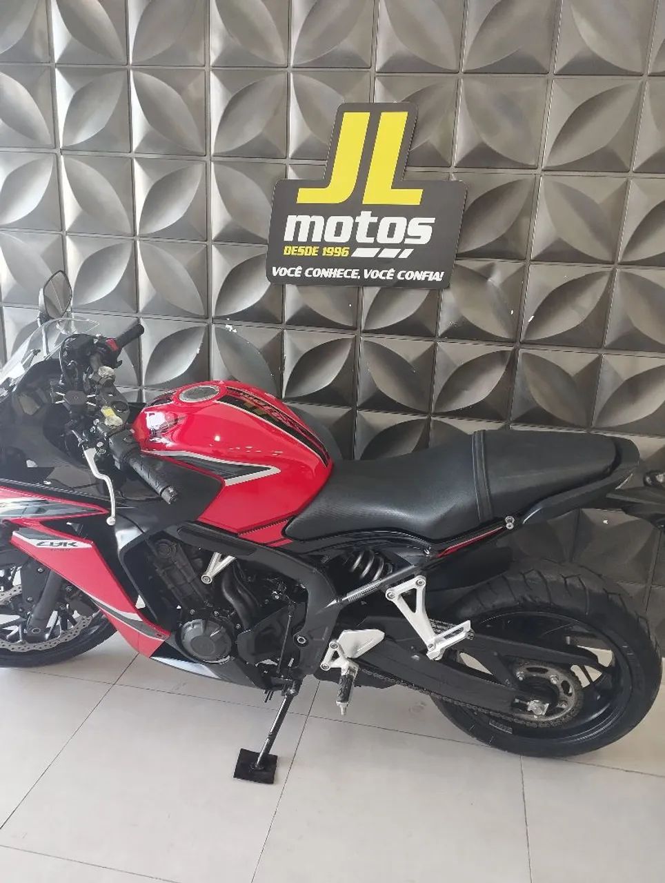 CBR 650F ANO 2019 MUITO NOVA MESMO  - Foto 3