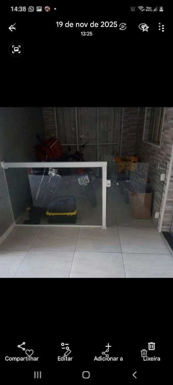 Vidro com porta 