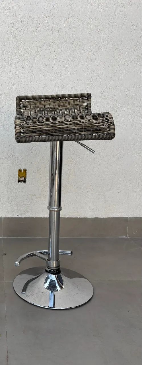 Cadeira de bistrô giratória  - Foto 2