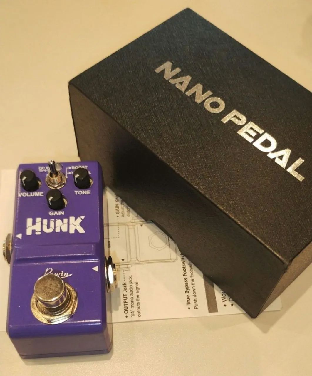 Pedal de guitarra Rowin Hunk