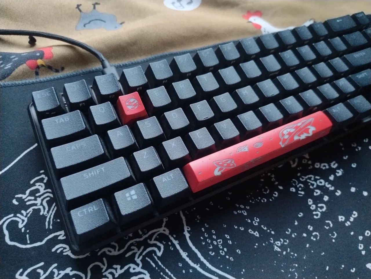 Teclado mecânico hyperx alloy 65  - Foto 2