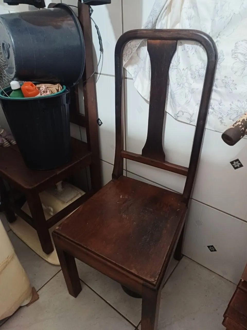 Cadeira - R$ 50,00