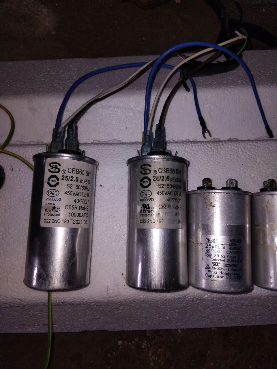 Vendo 8 motor de ar-condicionado  contato * - Foto 2