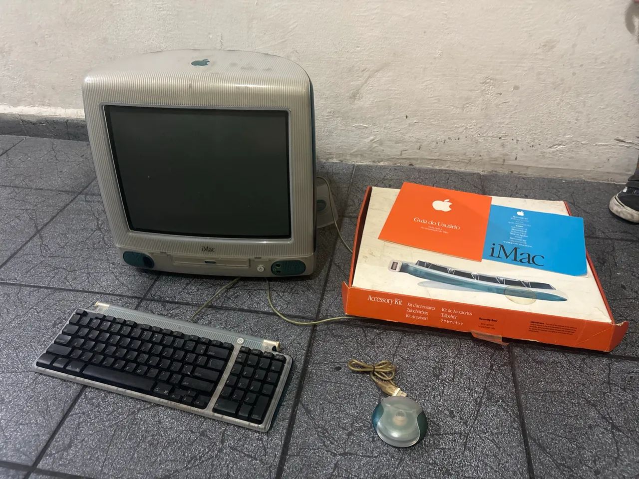 iMac anos 2000, funcionando e todos os acessórios