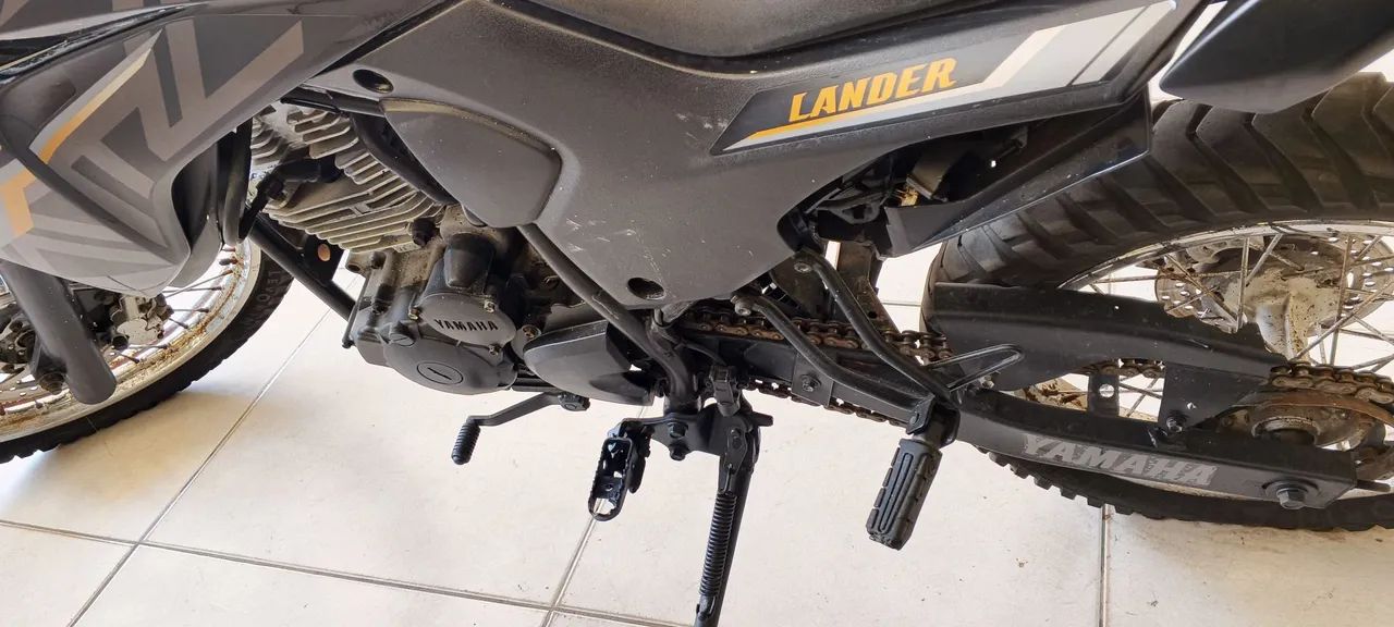 Lander 2020 preta - Foto 5