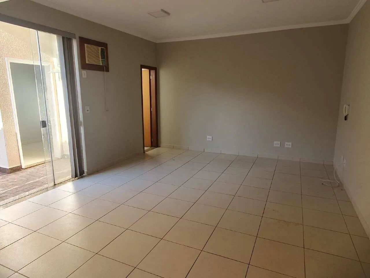 Sala à venda no bairro Nova Ribeirânia - Foto 2