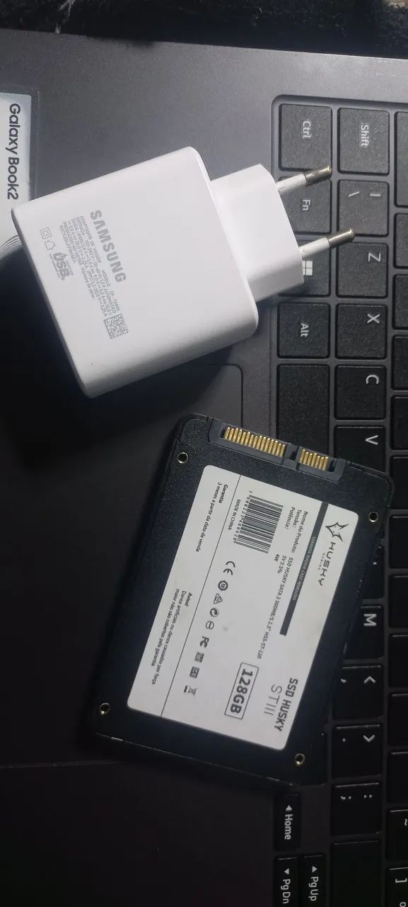 Vendo galaxy book2, SSD 128gb husky e 2 pentes de 4gb  - Foto 3