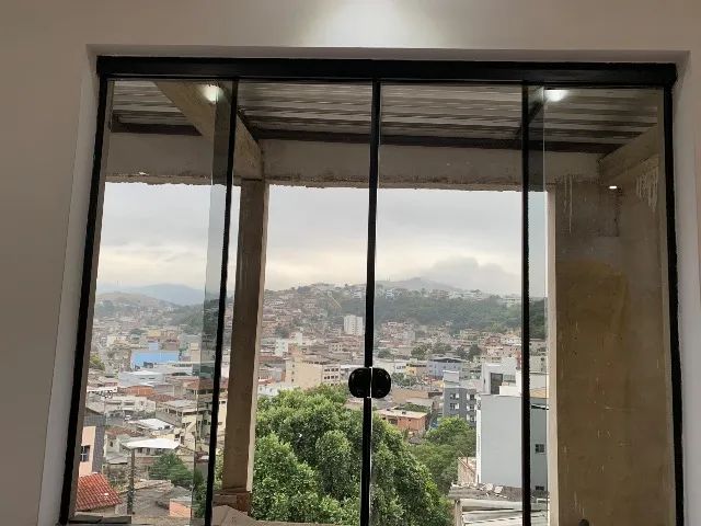 Janela blindex  cidade ipatinga mg bairro ideal. M  Tamanho 1.20 x 1.90. encontra-se retir