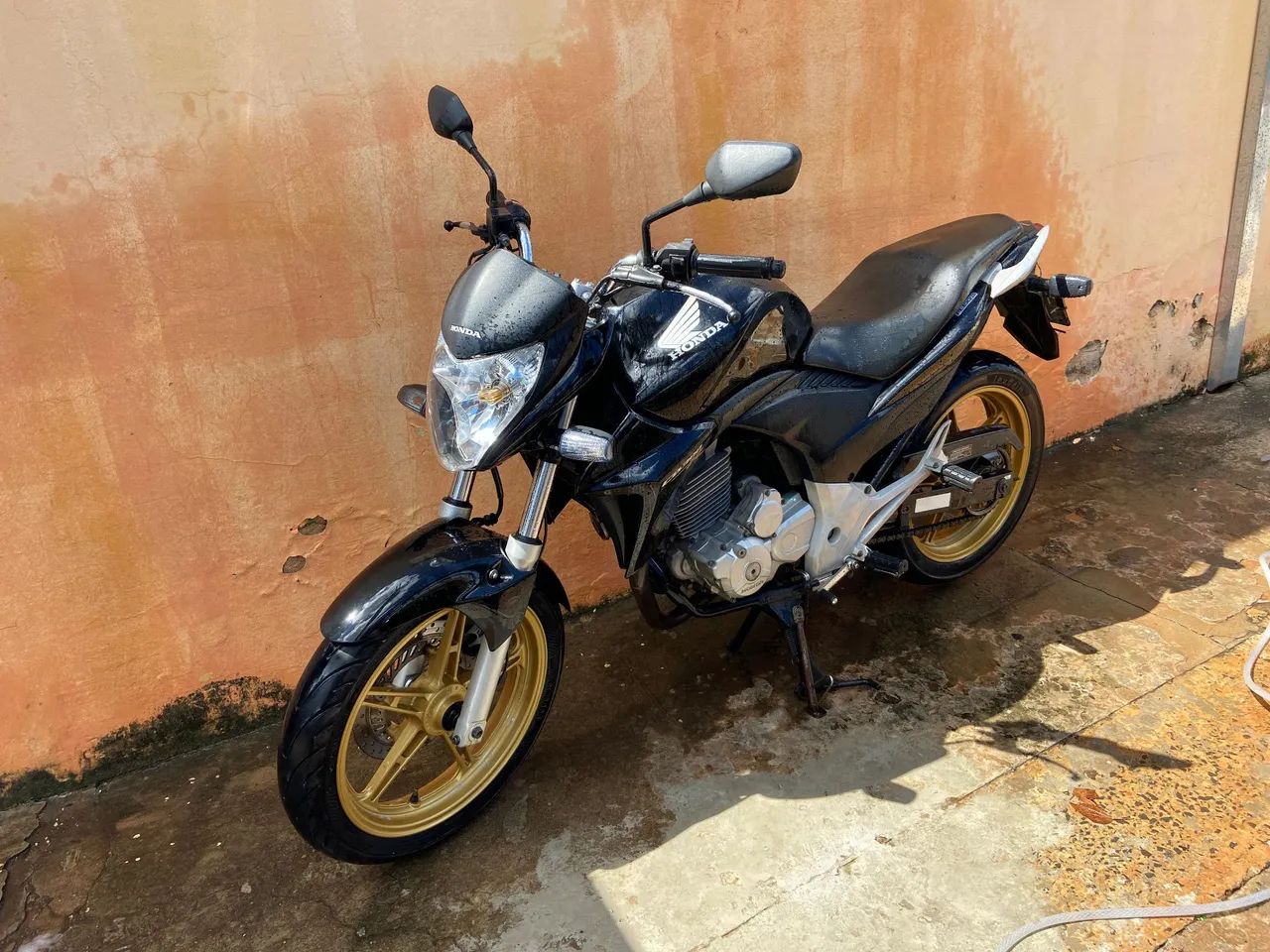 Vendo CB 300 - Foto 2