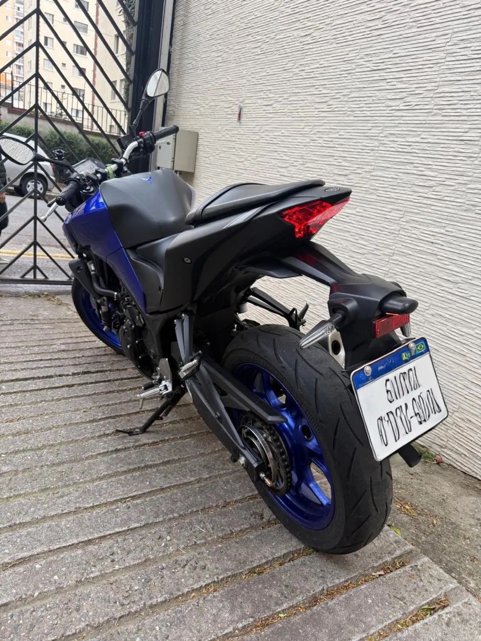 Yamaha MT03 em estado de zero km  - Foto 5