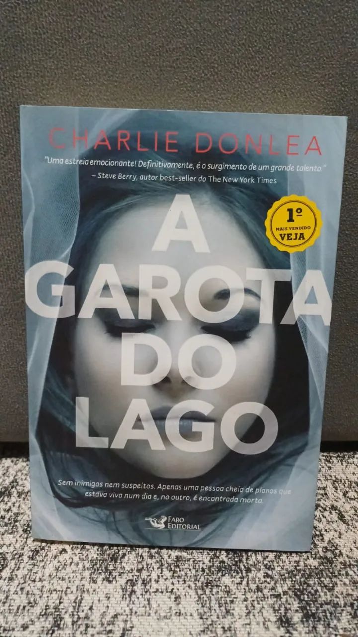 A Garota do Lago