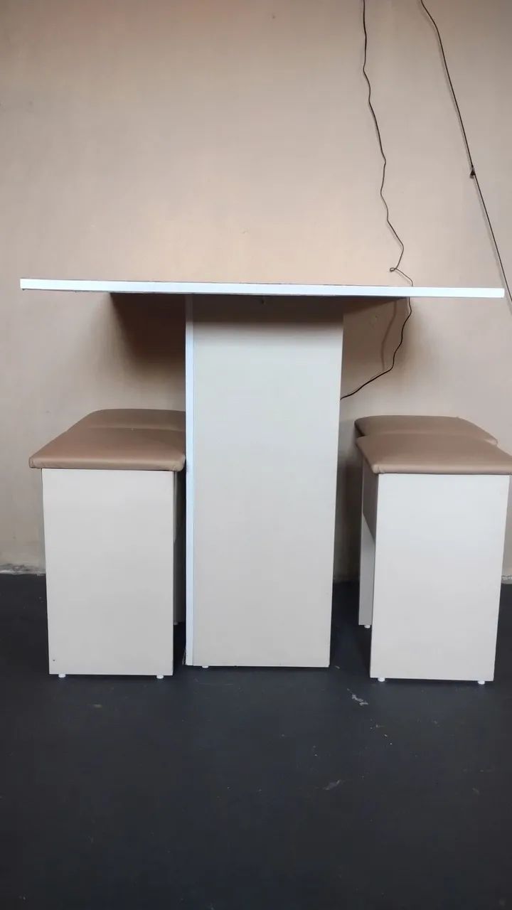 Mesa com 4 Baquentas!!! 