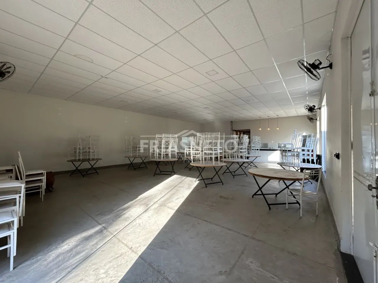 Imóvel Residencial com Vocação para Comercial - Espaçoso com +20 Vagas - Foto 5