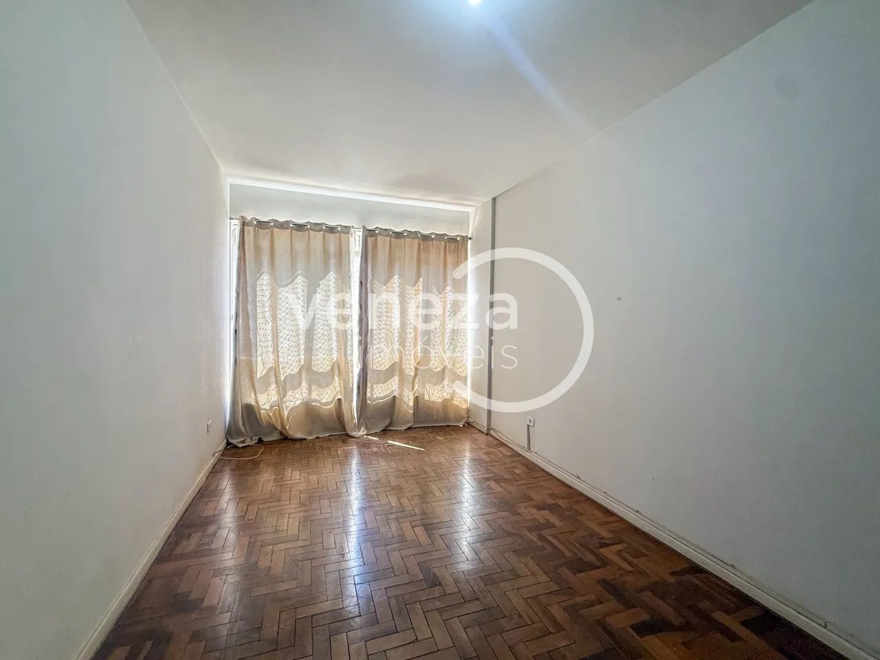 Apartamento para alugar com 2 quartos no Centro de Londrina - Foto 2