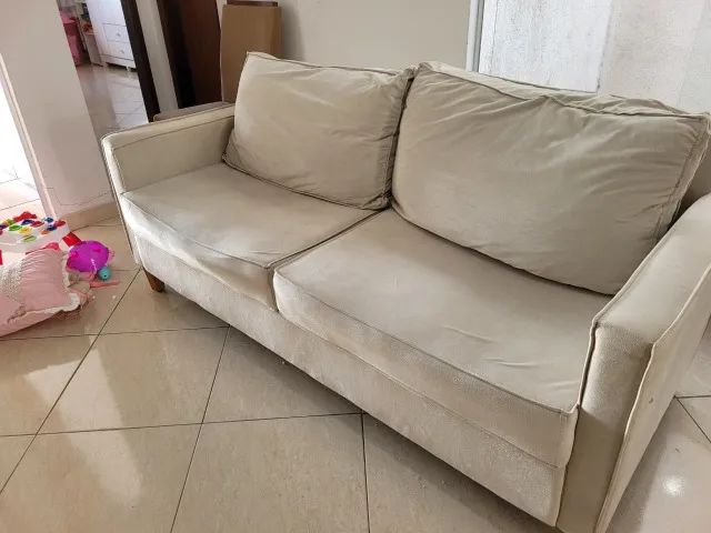 Sofá 3 lugares 