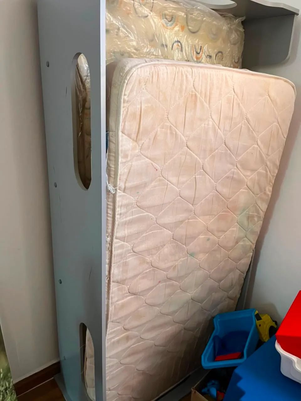 Cama infantil com colchão  - Foto 2