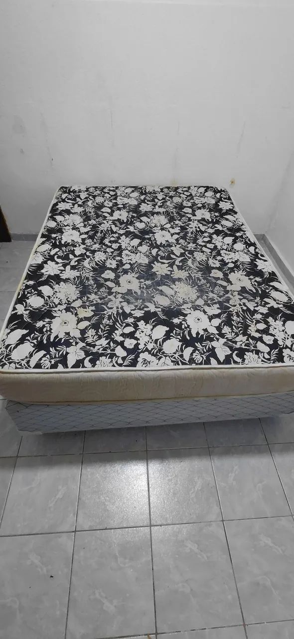 Vendo Base mais colchão casal - Foto 2