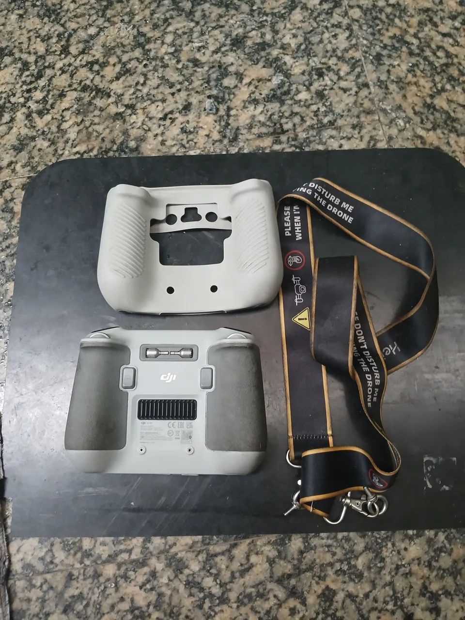 Drone Dji mini 3 pro controle com tela  - Foto 2