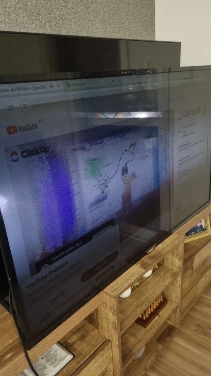TV Philips 50? - Funcionando com Defeito nos LEDs (Partes Escuras)