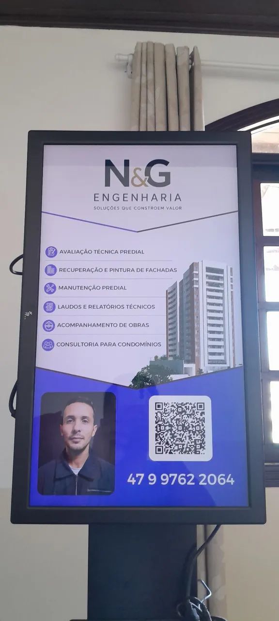 Totem publicitário  - Foto 2