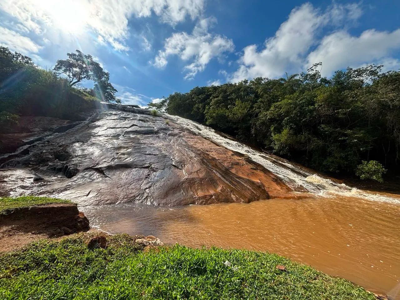 Realizei seu sonho de uma terreno No campo 