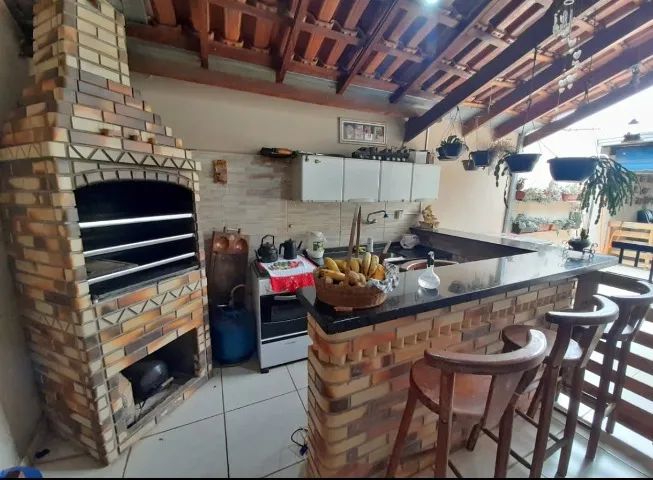 Casa com dois quartos bonita e excelente localização