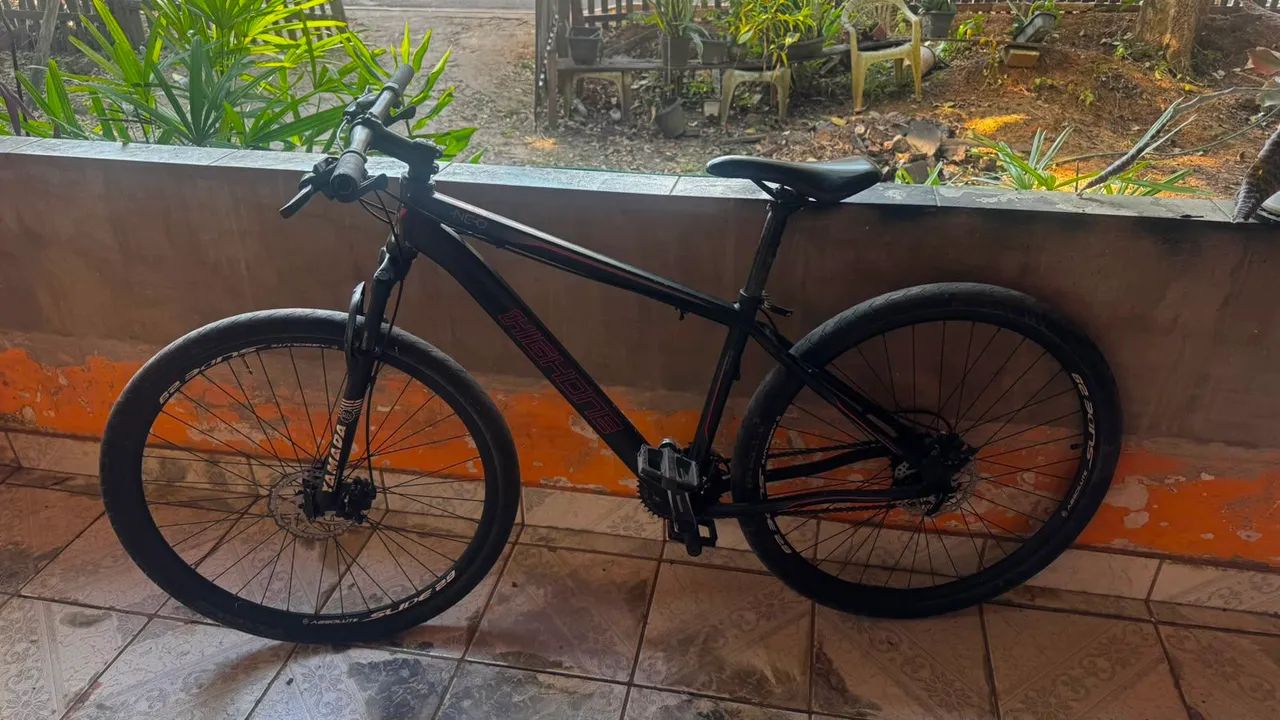 Vendo uma bicicleta  - Foto 2