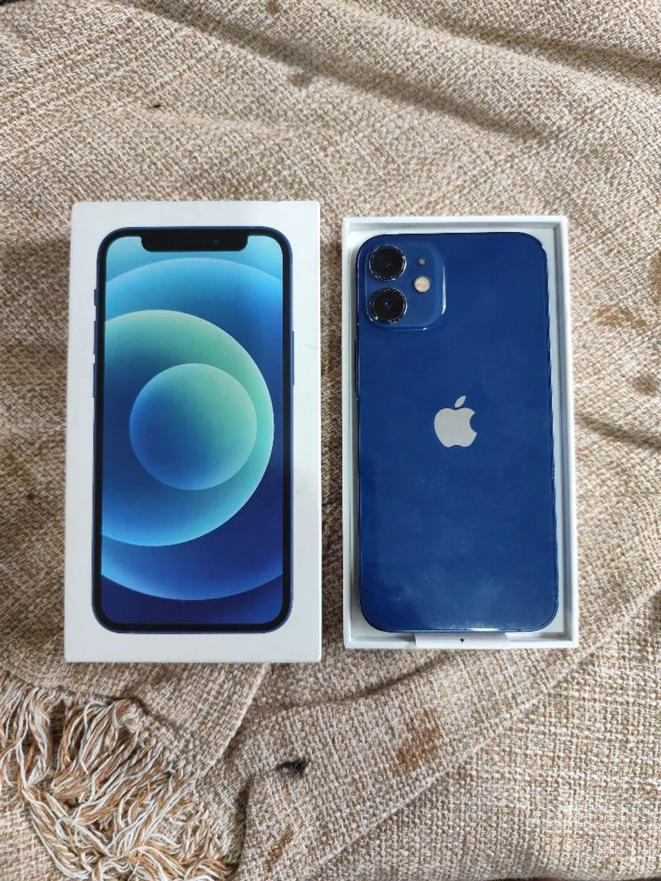 iPhone 12 mini 