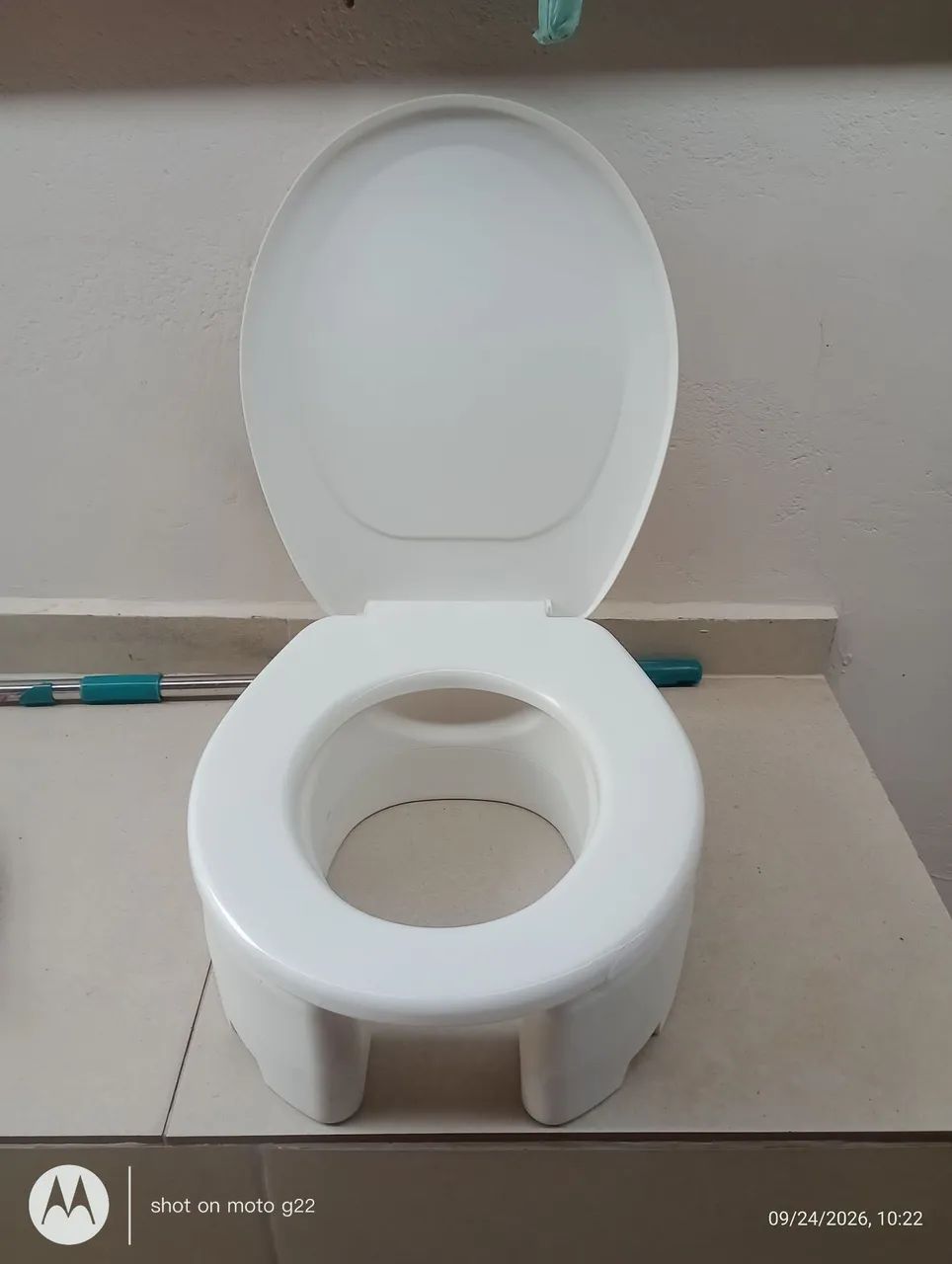 Assento de vaso sanitário elevado - Foto 2