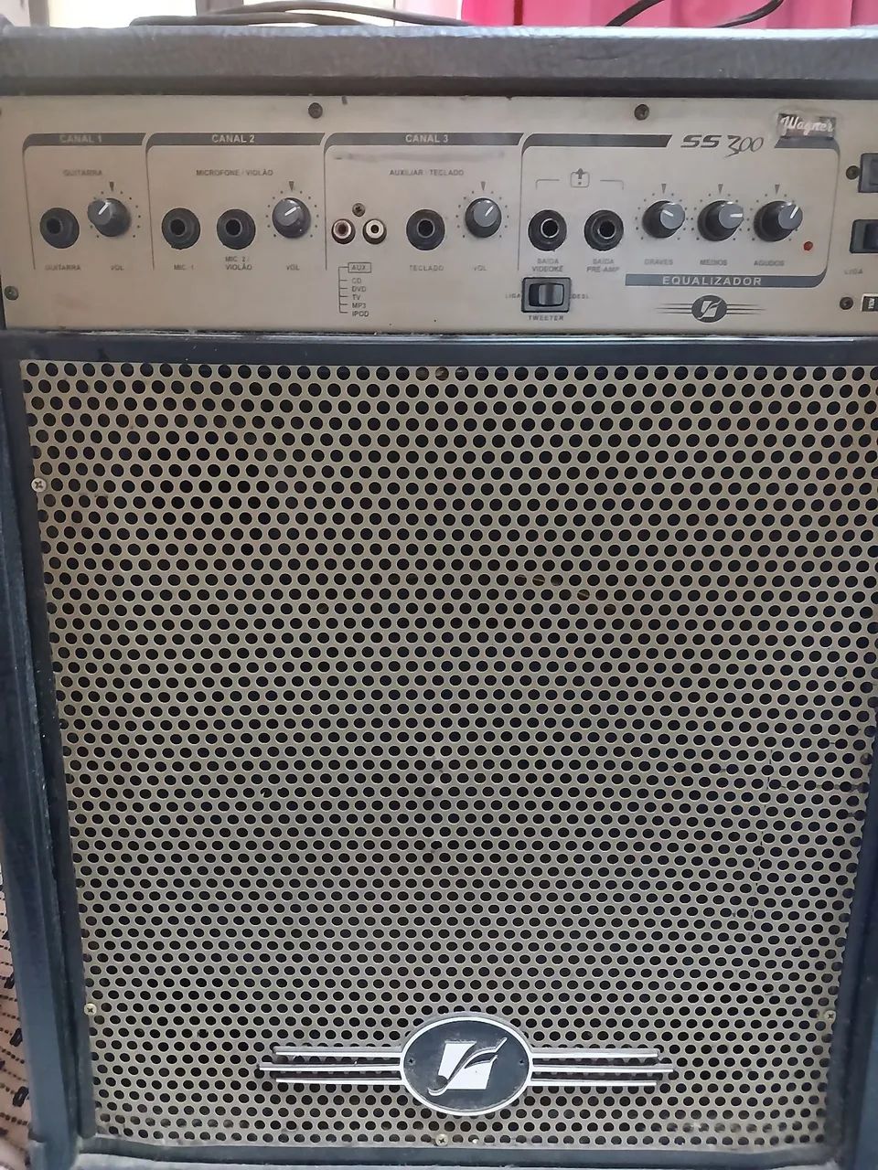 Caixa amplificada 