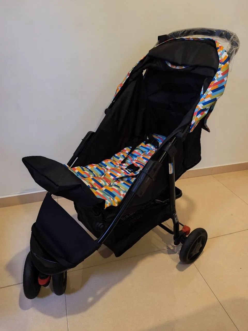 Carrinho de bebê semi novo  - Foto 3