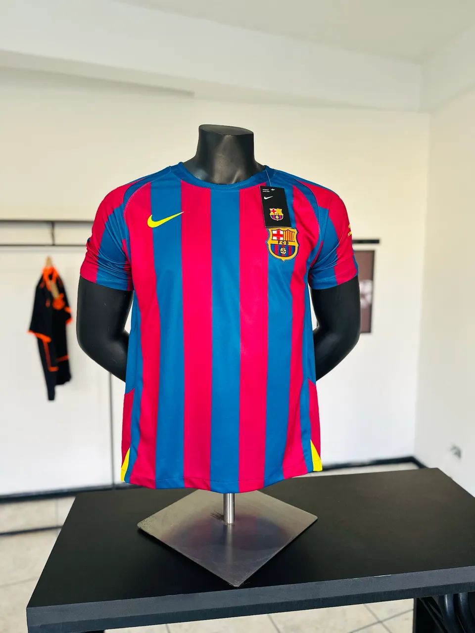 Camisa Barcelona Retrô - Champions 2006