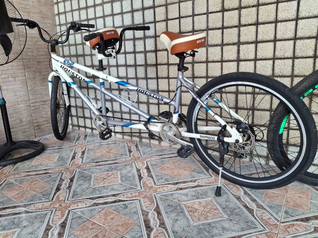 Bicicleta com dois lugares - Foto 2
