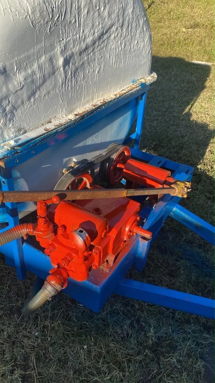 Pulverizador Hatusta 2.000 litros bomba HS 80 - Foto 3