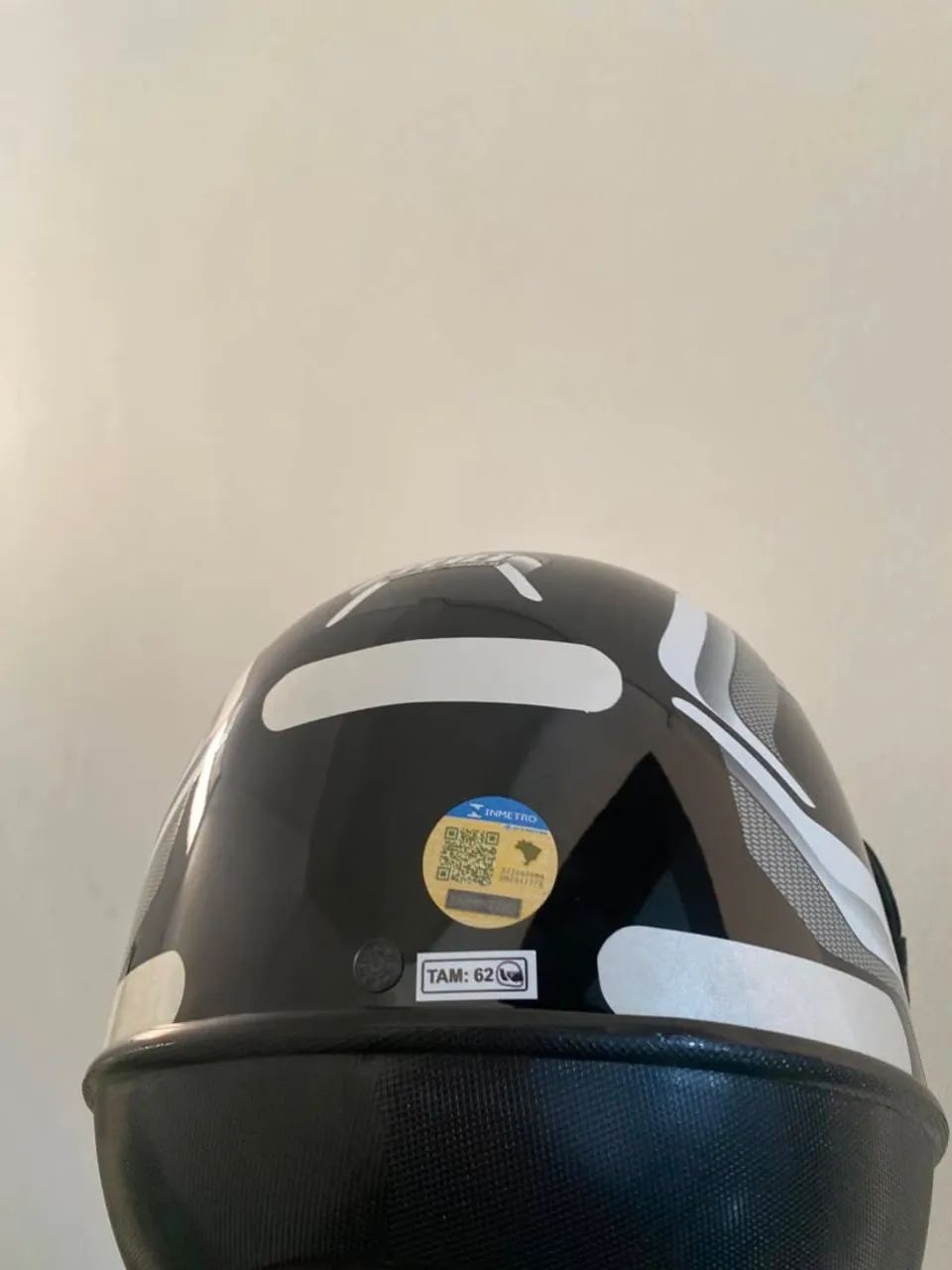 Capacete zero bala,nunca usado,tirei do plástico agora  - Foto 4
