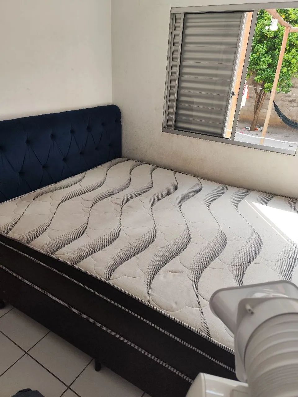 Cama box Queen size + Cabeceira