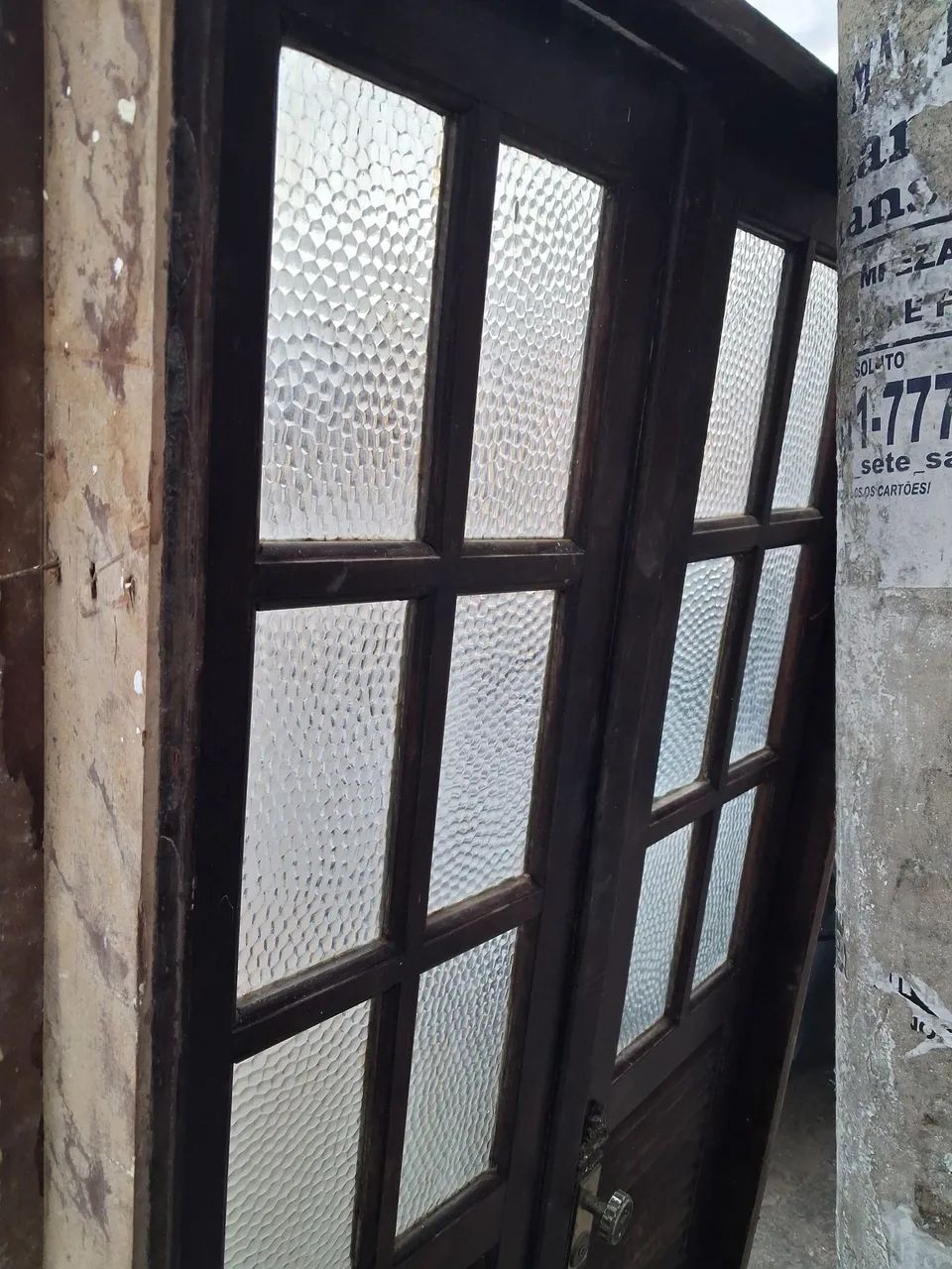 Porta de madeira maciça  - Foto 5