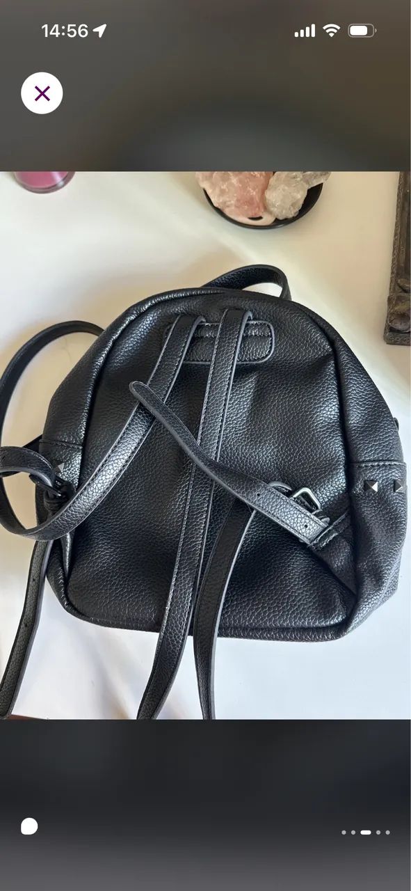 Mochila Santa lolla preta com tachas  - Foto 3