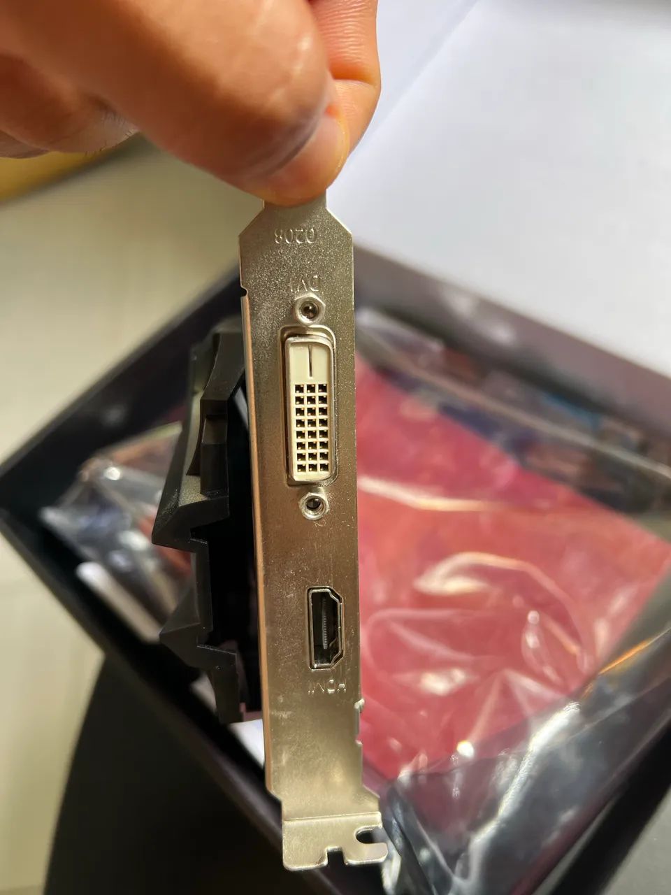 Placa de vídeo NVIDIA GeForce GTX 1050 OC (2GB)
