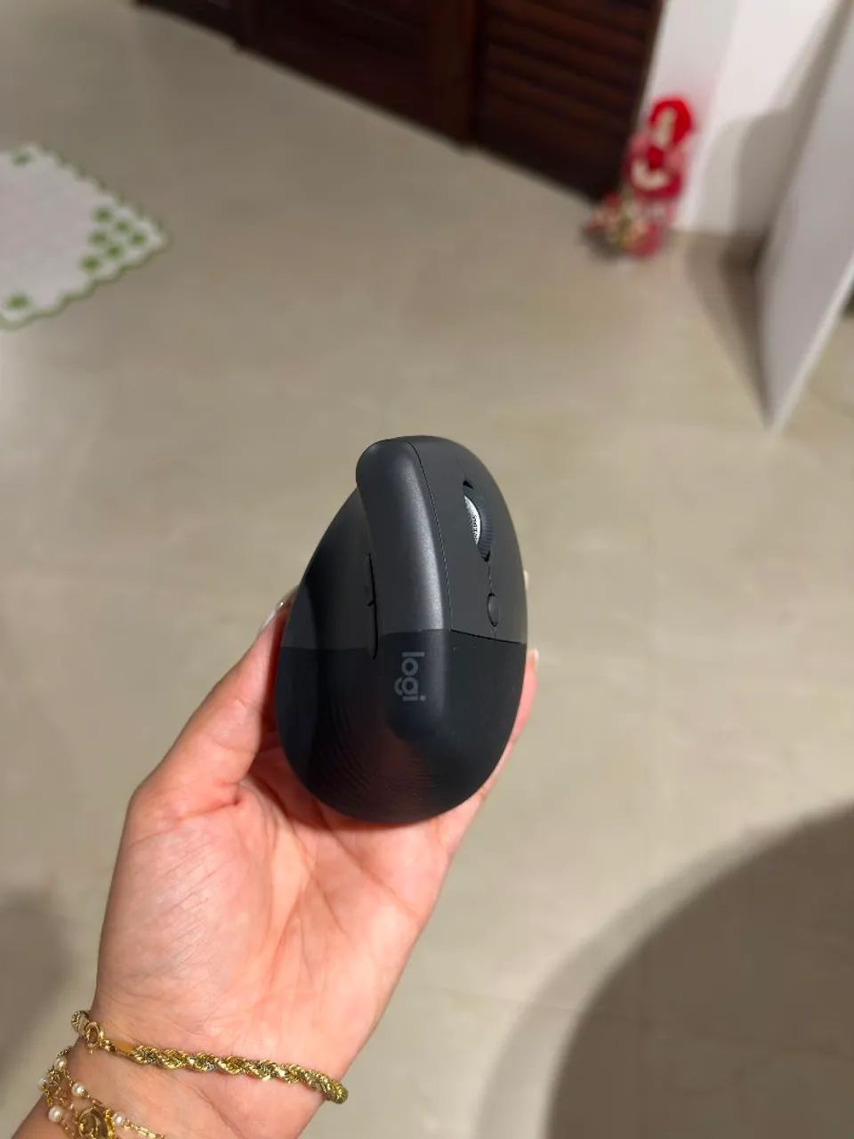 Mouse top