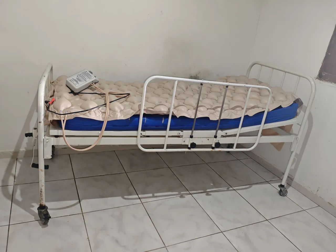 Cama de hospital  - Foto 2