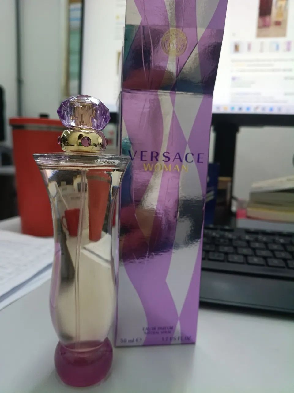 Vendo perfume lacrado