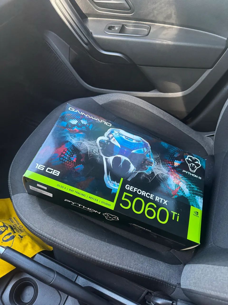 GEFORCE RTX 5060TI 16GB GAINWARD PYTHON 3 SEMI-NOVA - Foto 2