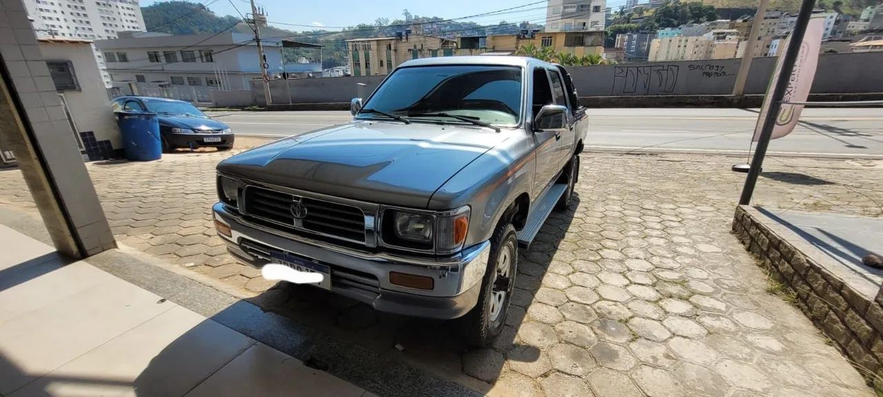 Toyota Hilux CD SR5 4X4 2.8 Diesel 2001