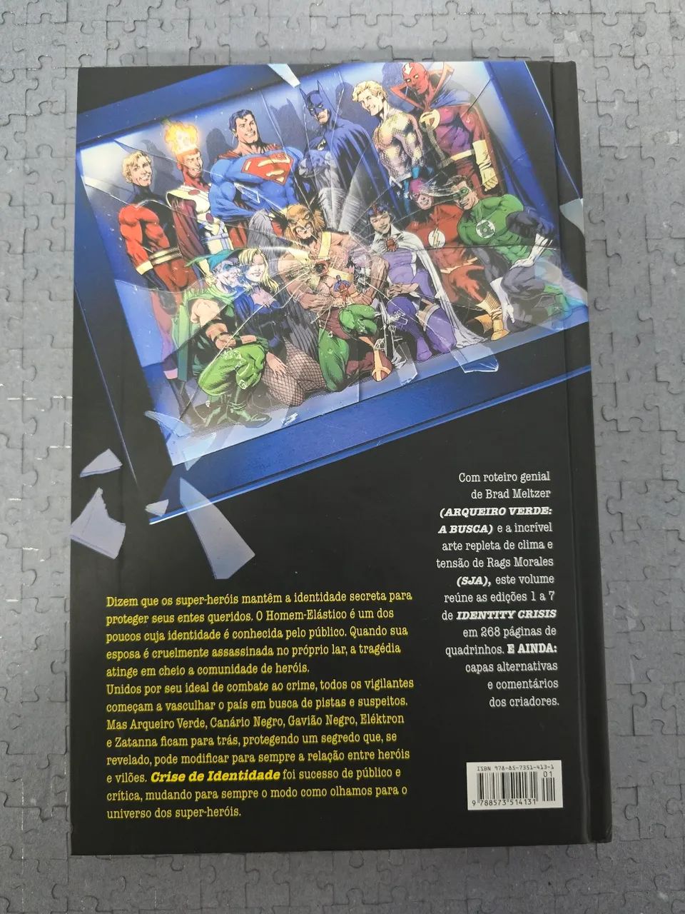 Crise de Identidade ( HQ Capa Dura ) - Foto 3