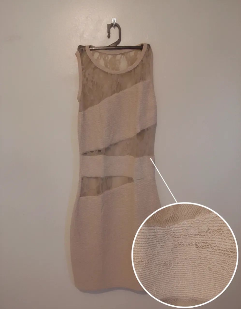 Vestido Nude de Renda - Foto 3