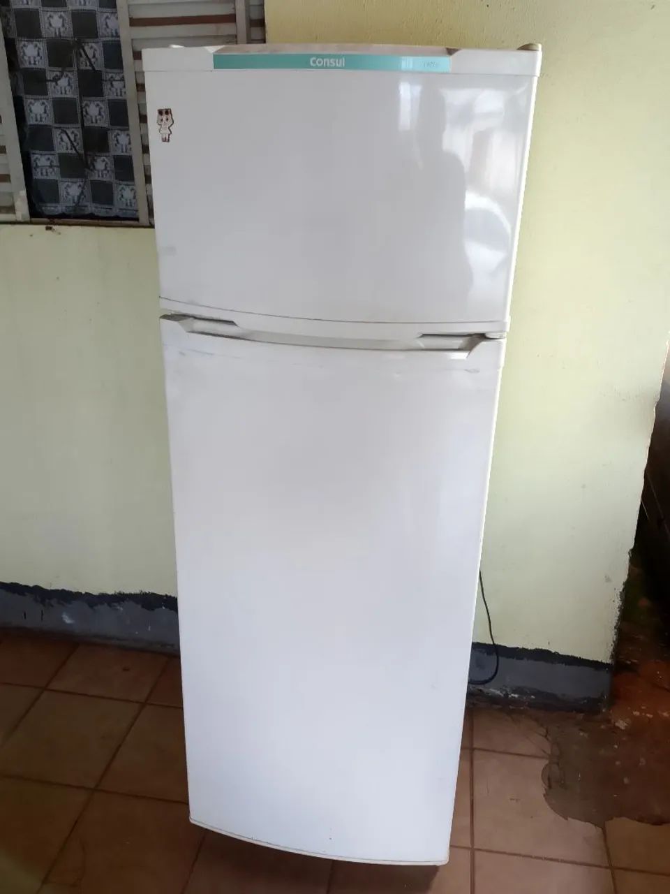 Vendo geladeira usada - Foto 3