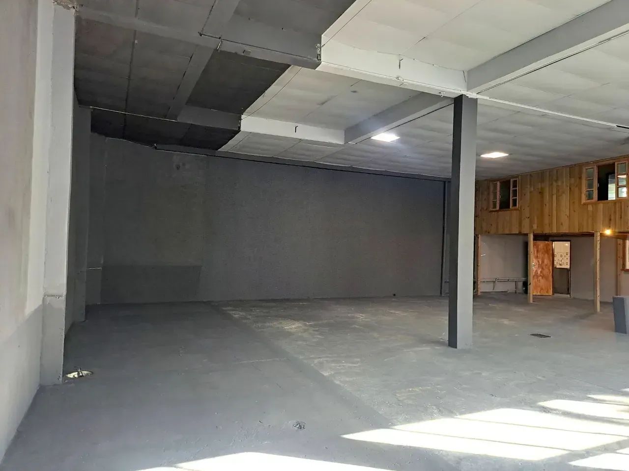 Galpão Sala 250 m2 Balneário Camboriú sc Bairro das Nasçoes - Foto 5